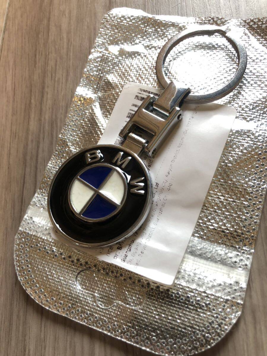 薄型　新デザイン　BMW　キーホルダー　メタル　スタンダード　エンブレム_画像1