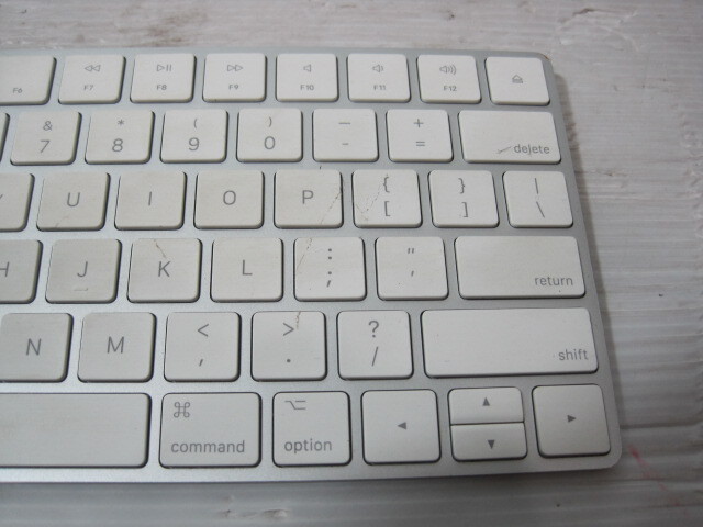 10-192 8◇Apple/アップル Magic Keyboard A1644 8◇_画像3