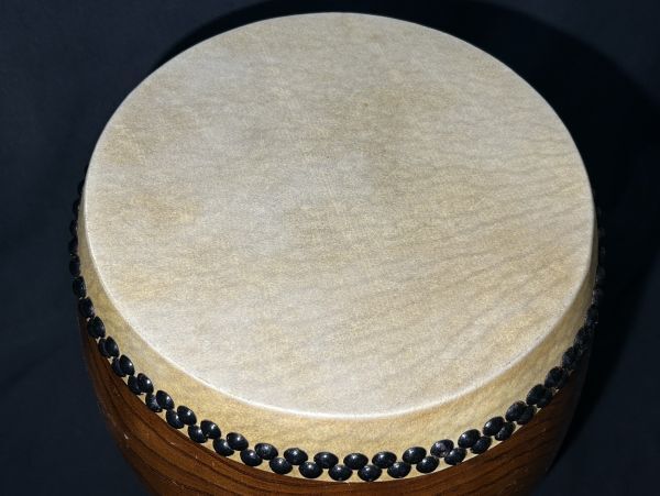 【S10-22】備中太鼓 時代和太鼓 撥 長胴太鼓 打楽器 台座付き 演奏可能 旧家整理品_画像8