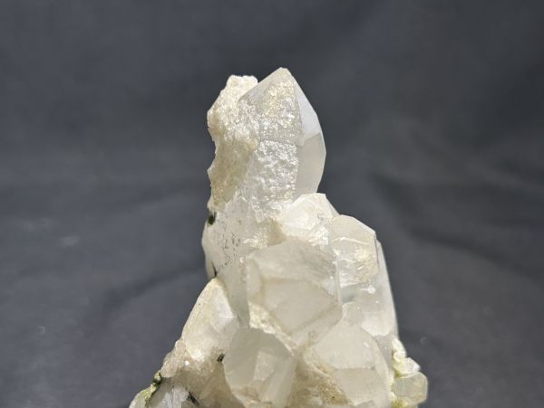 【S10-10】天然石 水晶 クラスター パワーストーン 約554g 台付き 旧家整理品_画像4