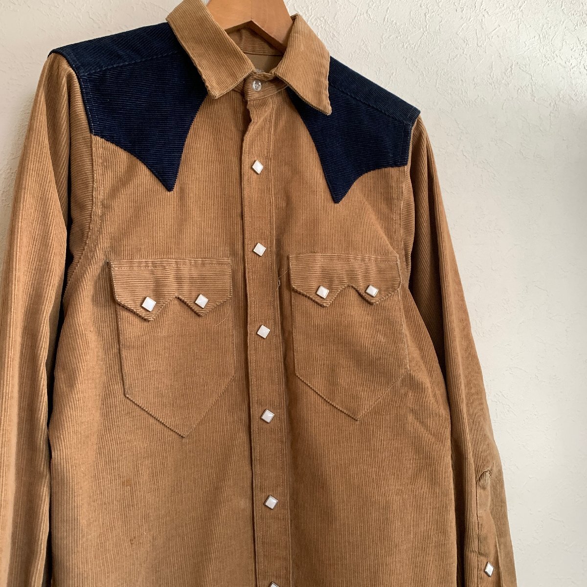 アメリカ古着 80年代 ロックマウント コーデュロイ ウエスタン シャツ U.S Used Clothing Rockmount Ranch Wear Corduroy Western Shirt_画像1