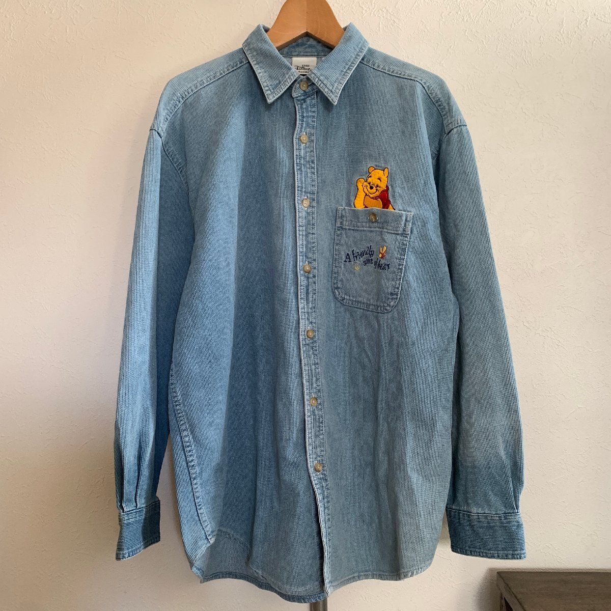 アメリカ古着 90年代 ディズニーストア くまのプーさん 刺繍 シャンブレー シャツ U.S Used Clothing Disney Apparel Pooh Chambray Shirt_画像2