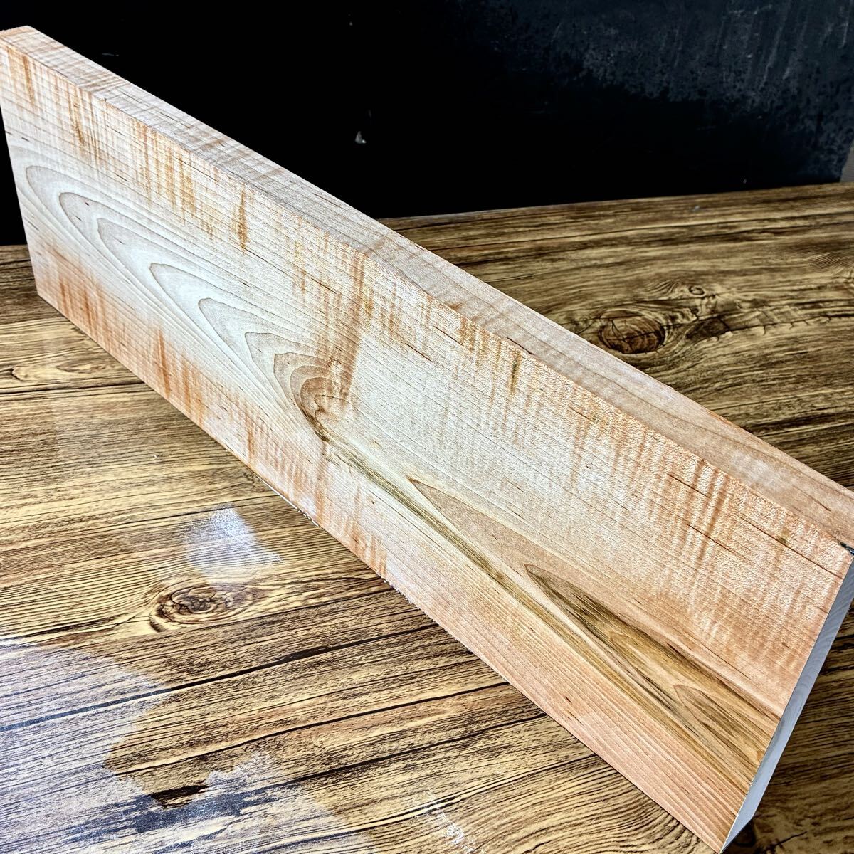 『OS020』極上美杢 激縮み杢 超特大 カーリーメイプル（縦幅厚554-180-25㎜）ギター材 ギター素材 ペンブランク ハンドメイド素材_画像7