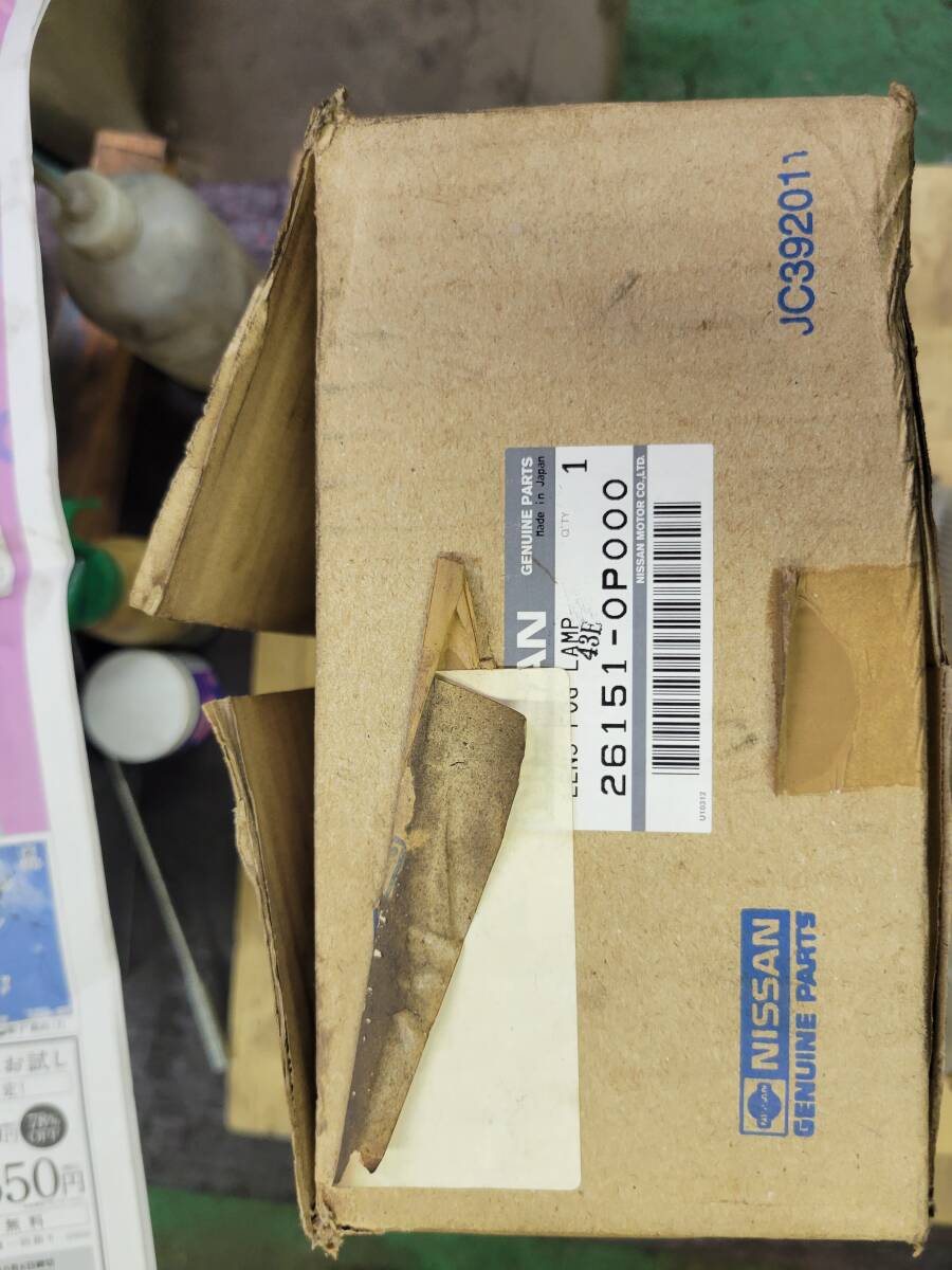 日産用ウィンカーランプ右側、平成8年位のパルサー用かな？画像の品番でご判断でお願いします。_画像1