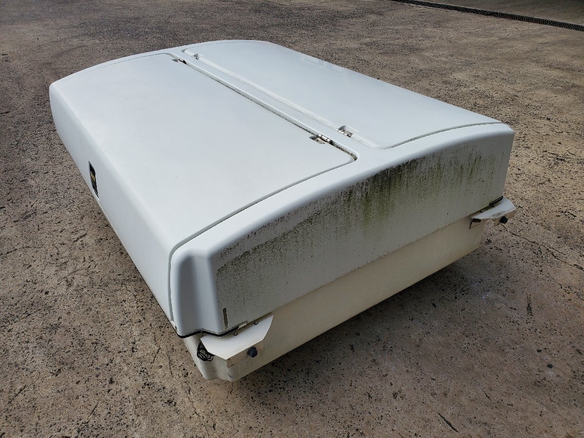 ■ 荷台BOX 山陽レジン トラボ ボックス 保冷 軽トラ 引取限定_画像3