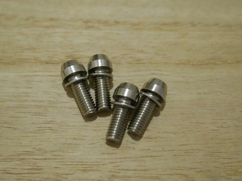 ADEPT AS6 STAINLESS BOLT　アデプト ステンレス ボルト M6x16mm ステムボルト