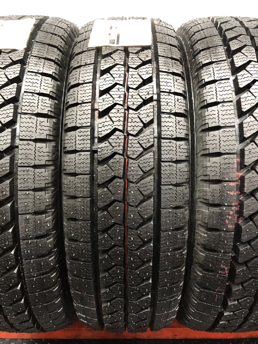 【新品】BS BRIDGESTONE BLIZZAK W979 215/70R15 107/105L LT 15インチ ライトトラック用 スタッドレス 4本 21年製 ハイエース等　(STF053)_画像3