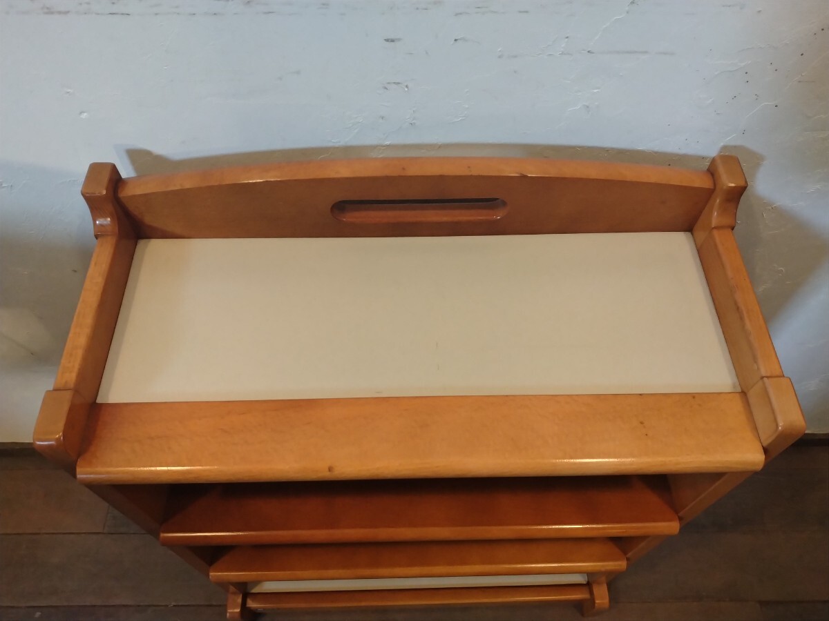 R71021-5 オールドカリモク当時物 小型4段本棚 幅約50cm奥行約24.5cm高さ約64.5cm_画像3