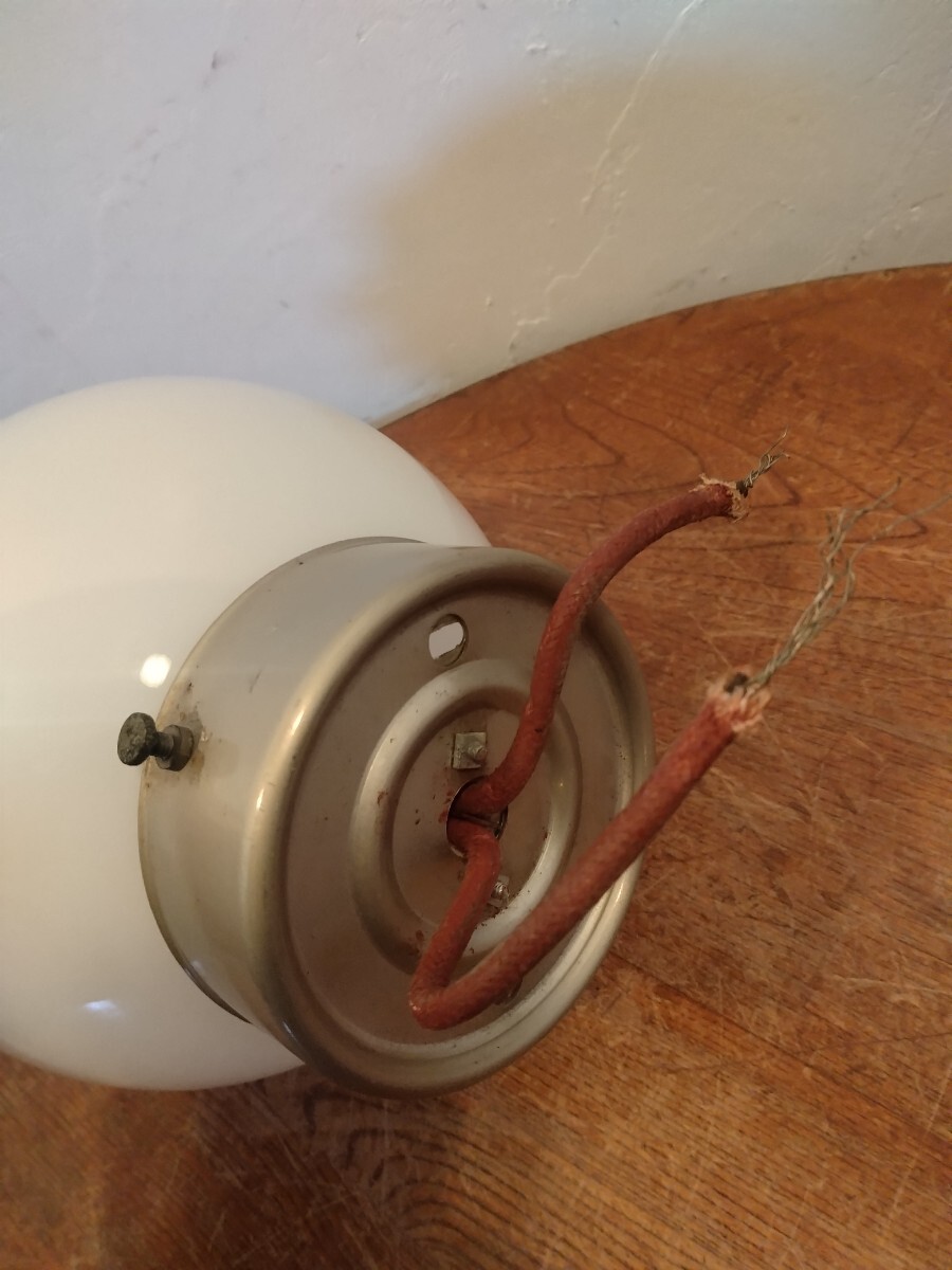 R71024-6 ミルクガラス/乳白色ガラス/丸型/壁付けペンダントライト直径約16cm_画像5