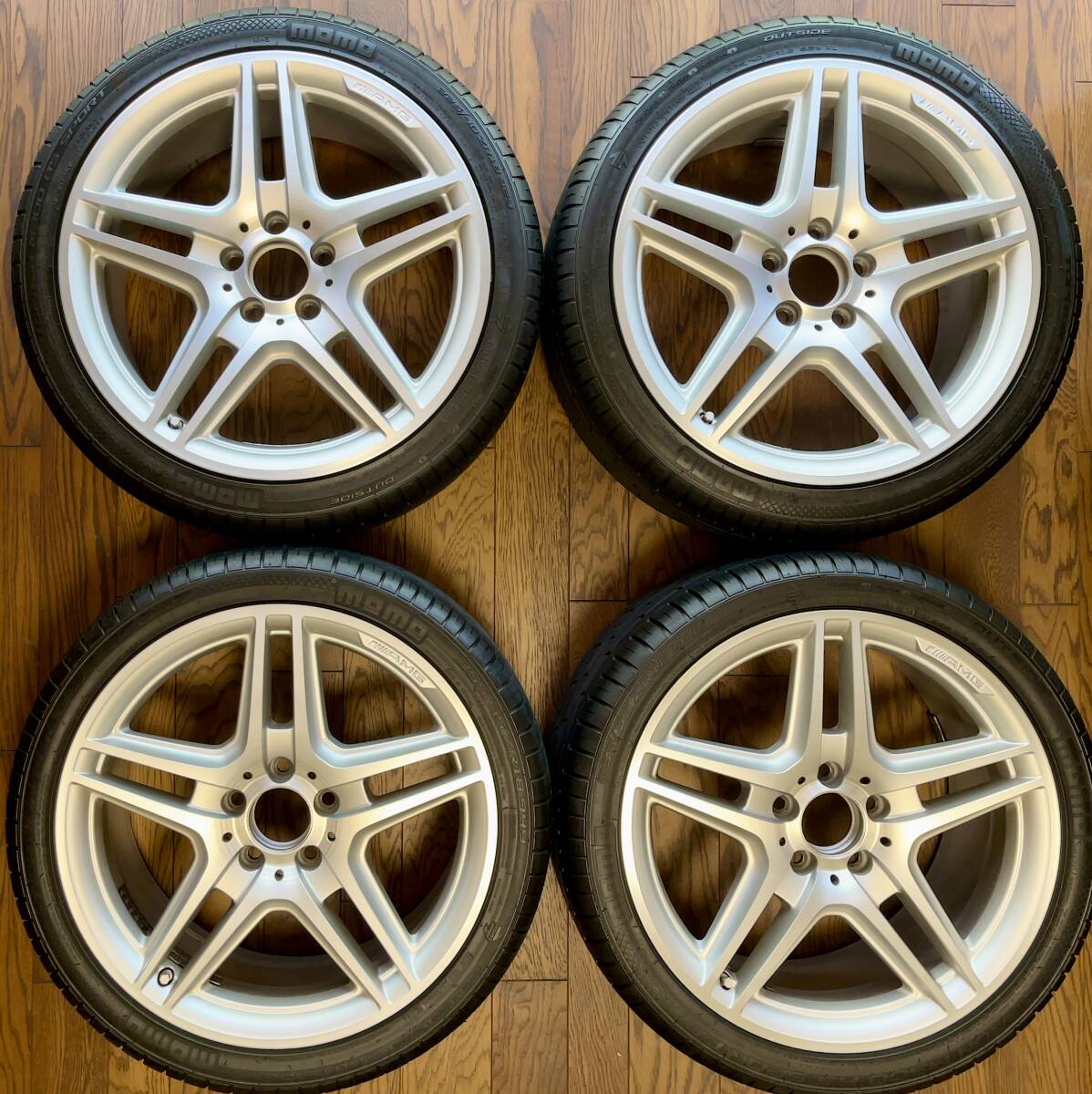 メルセデス・ベンツ W204 AMG ダイナミックハンドリングパッケージ 純正スタイルIV 5ツインスポーク18インチ+MOMO TOPRUN M-300 4本セット_画像1