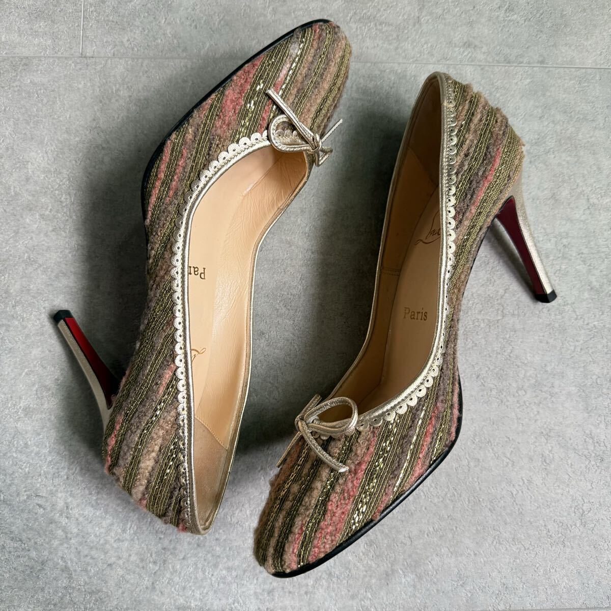 美品 Christian Louboutin クリスチャンルブタン ツイード リボン パンプス 38 25cm マルチカラー