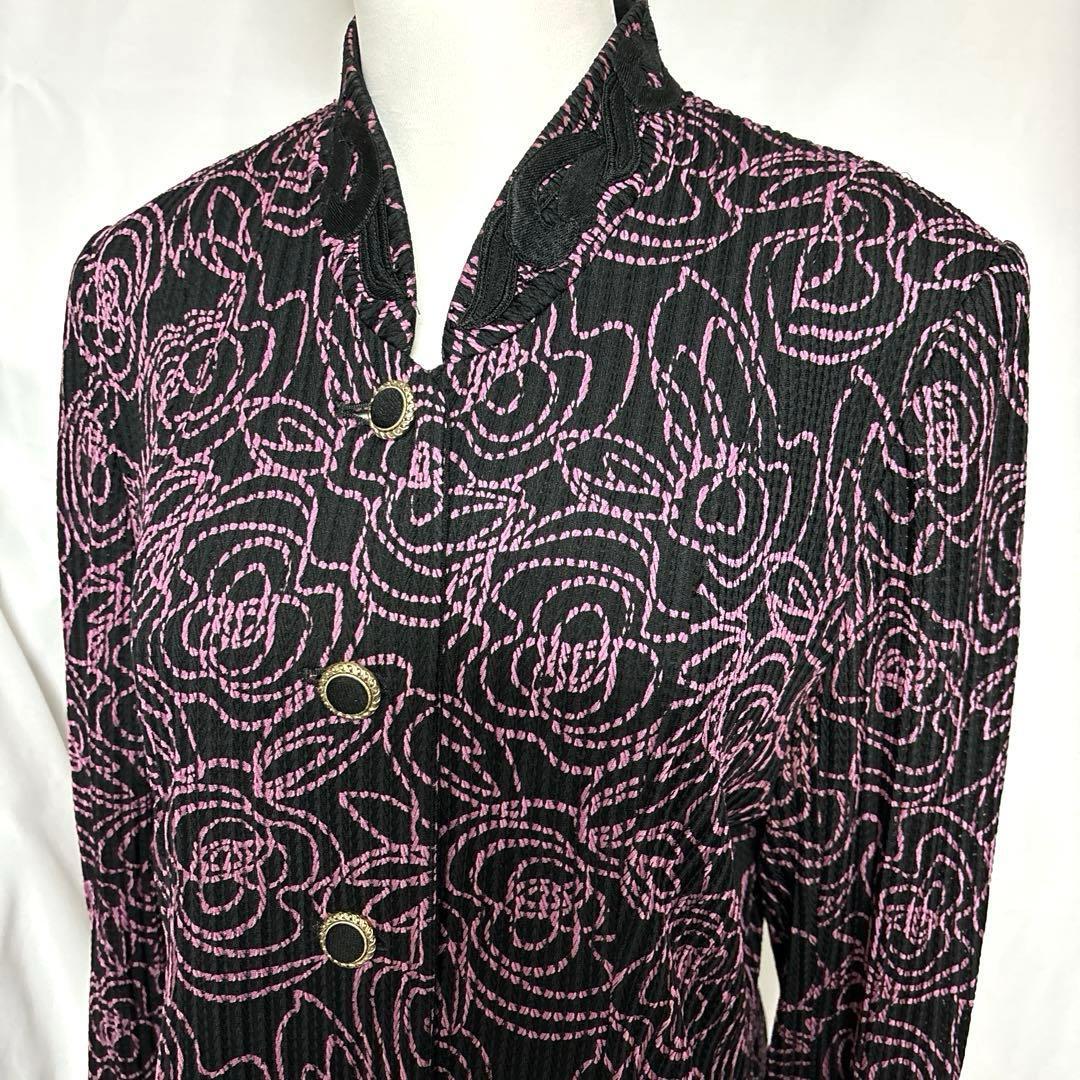 美品 SEIJI KITANO セイジ キタノ by KEISHO KITANO プリーツノーカラージャケット LLサイズ フラワープリント 襟レース ブラック バラ 花_画像5