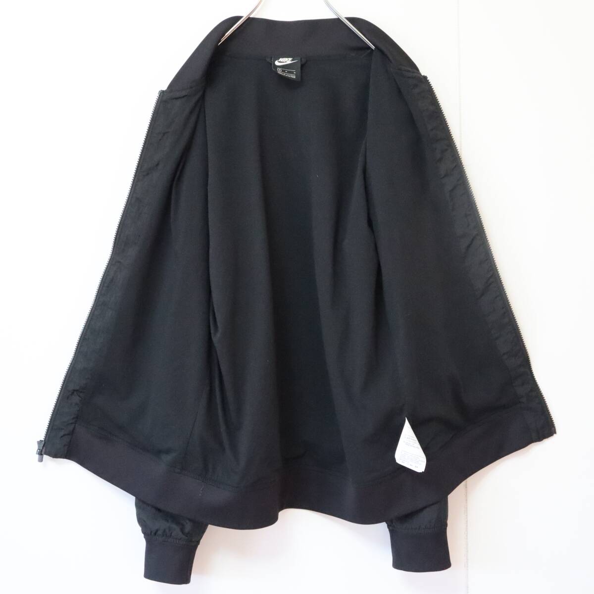 【大人気】ナイキ ナイロンジャケット 刺繍ロゴ フルジップ ブラック Mサイズ_画像8