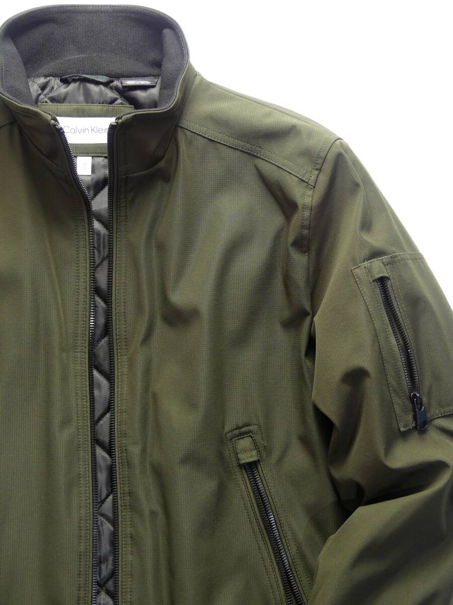 秋冬物新品40,600円Calvin Klein★新生USAカルバン・クライン機能性、実用性、ファッション性を満たした防寒ブルゾン②【欧米L＝日本XL】_画像5