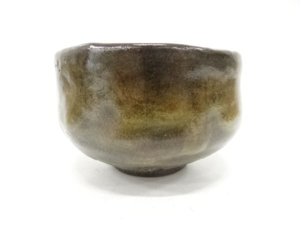 ys7563526; 宗sou 大樋焼　大樋一平造　茶碗【道】_画像3