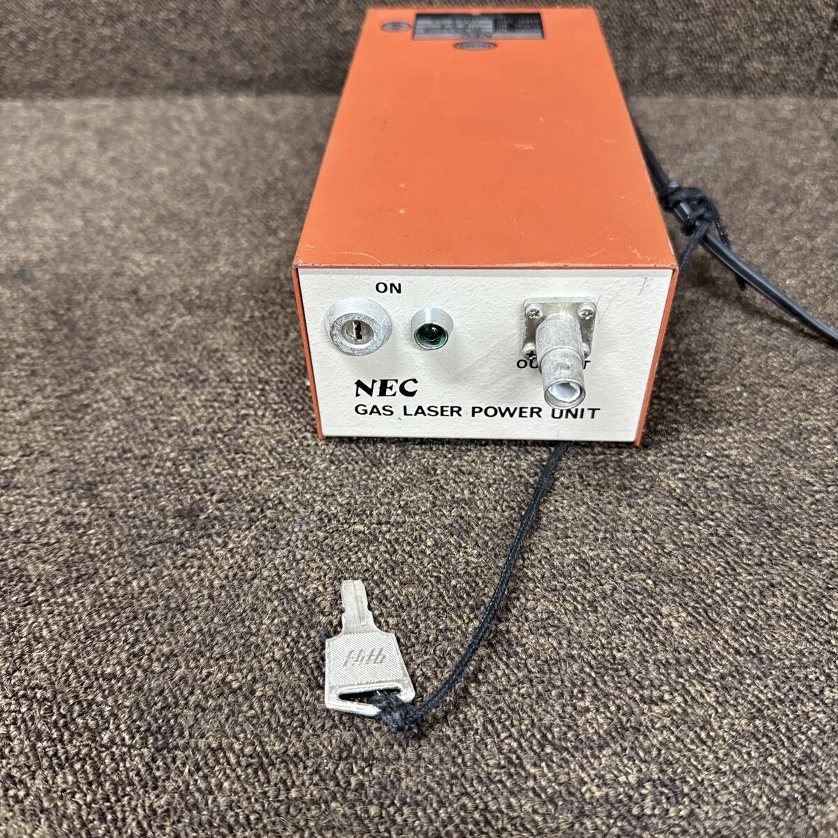 JZ10-47 激安 NEC ガスレーザー電源ユニット 通電、電源OK 中古現状品 ※3回再出品で処分_画像3