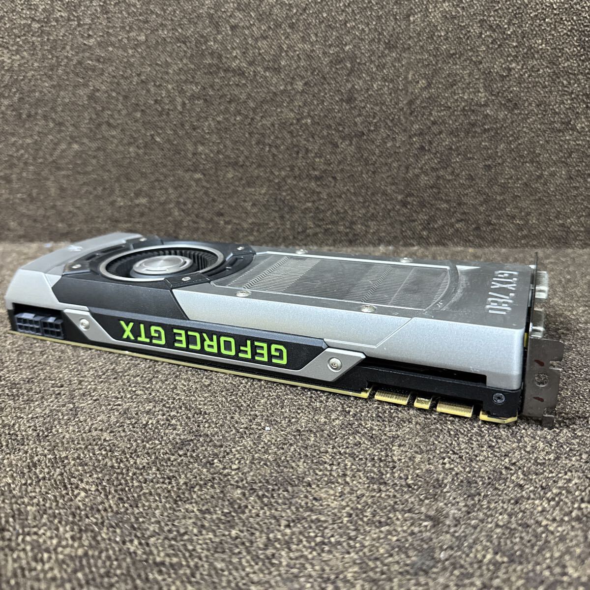 GK10 激安 GB-740 グラフィックボード ZOTAC GTX780 3GB 384BIT GDDR5 ZT-70202-10P 通電不可 中古品 同梱可能_画像3