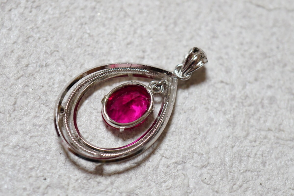 1638 ルビー ペンダント ネックレス ヴィンテージ アクセサリー SILVER刻印 宝石 色石 カラーストーン 装飾品_画像2