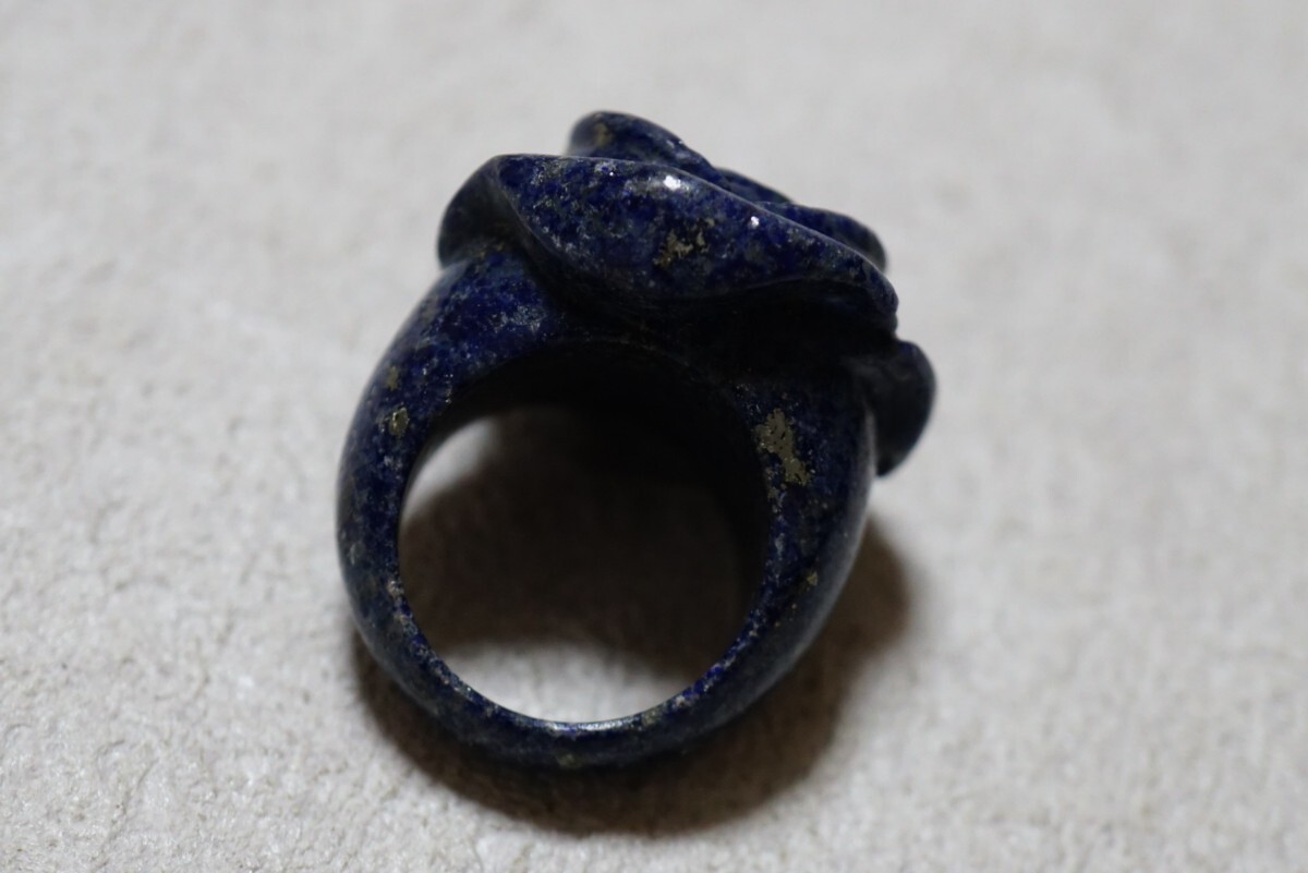 1177 天然ラピスラズリ 彫刻 花 フラワー リング 指輪 ヴィンテージ アクセサリー 天然石 色石 宝石 カラーストーン 装飾品_画像4