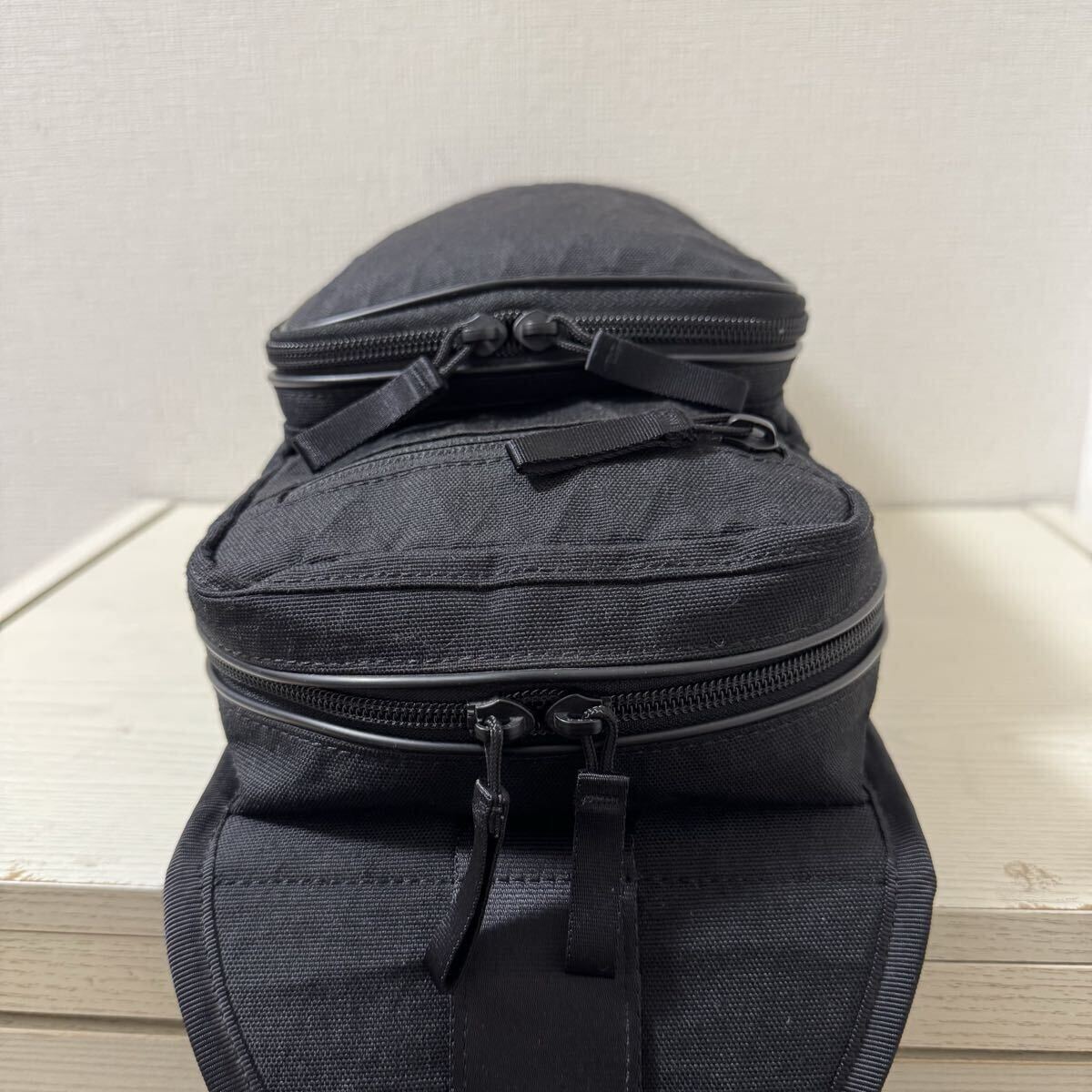 【新品同様】定価48,400円 PORTER HYBRID ポーター ハイブリッド ボディバッグ 737-17804 ワンショルダーバッグ ブラック 黒_画像3