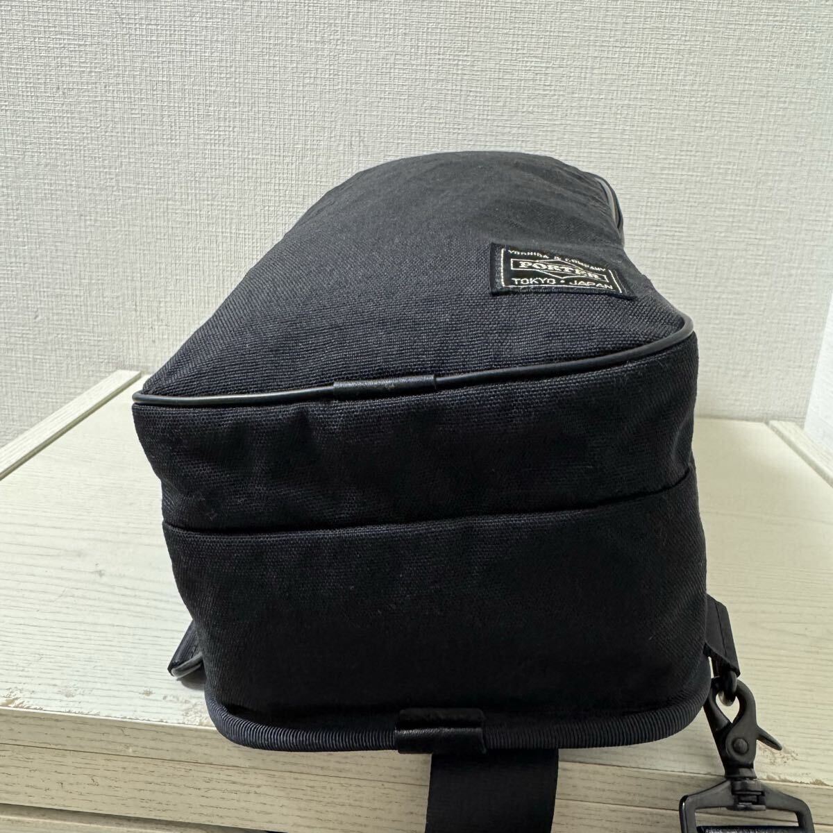 【新品同様】定価48,400円 PORTER HYBRID ポーター ハイブリッド ボディバッグ 737-17804 ワンショルダーバッグ ブラック 黒_画像4