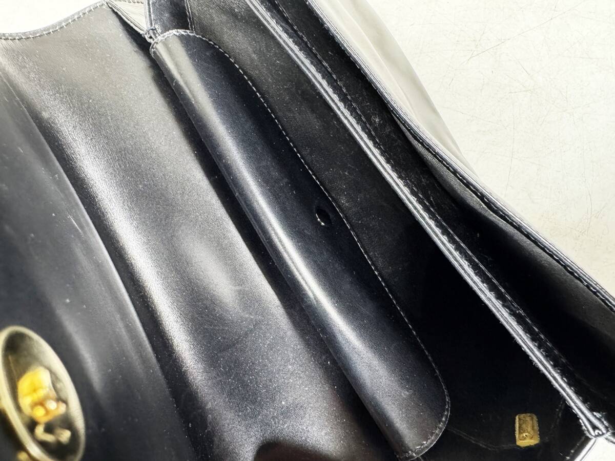  редкостный Gucci Old Gucci 1 иен ~ кожа сумка на плечо Vintage сумка женский Gold металлические принадлежности GUCCI