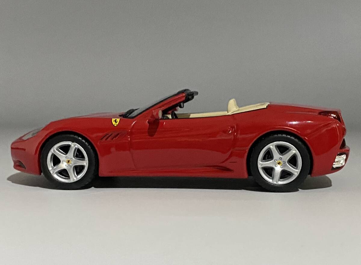 1/43 Ferrari California 2+2 Convertible 4.3L V8 (Type F149) ◆ Disegno di Pininfarina ◆ フェラーリ _画像7
