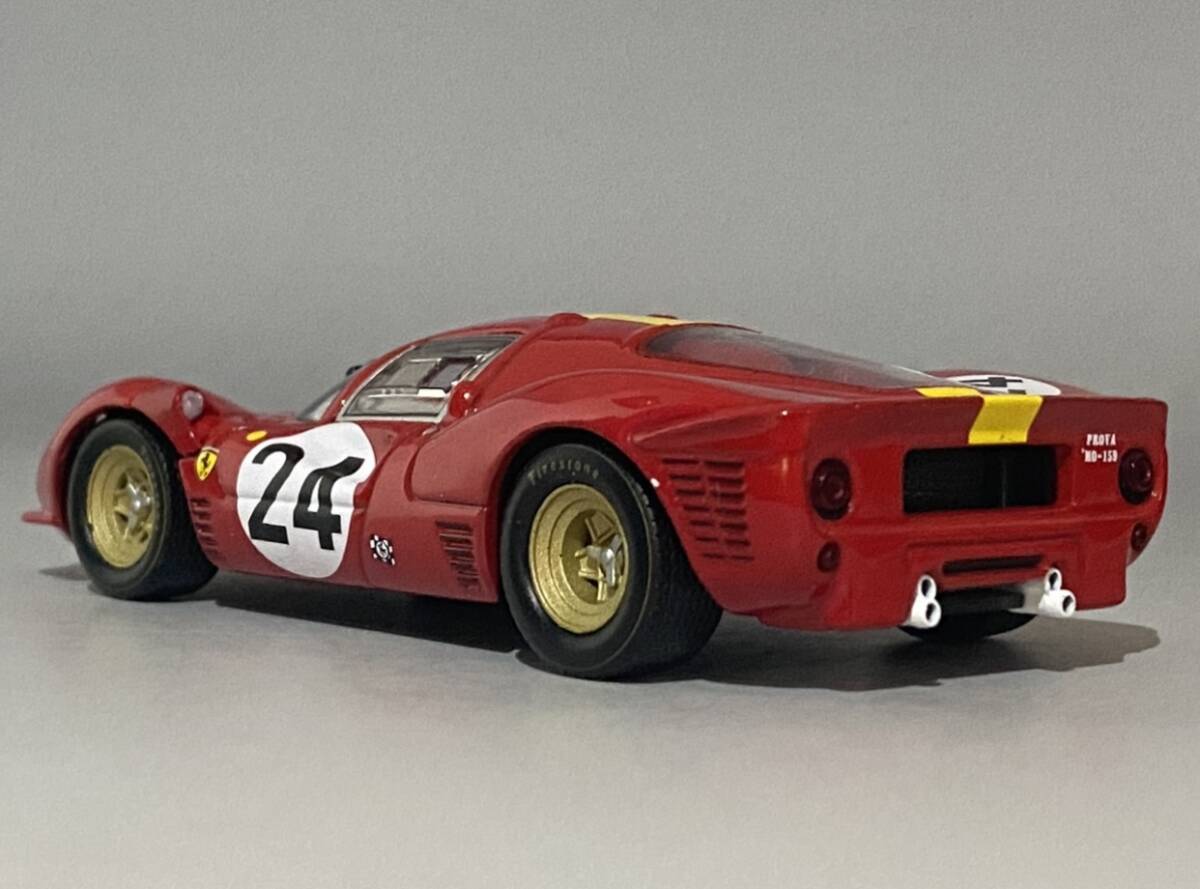 1/43 Ferrari 330 P4 #24 Willy Mairesse / ‘Beurlys’ Jean Blaton ◆ 3位 24h Le Mans 1967 ◆ フェラーリ ル マン24時間レース_画像2