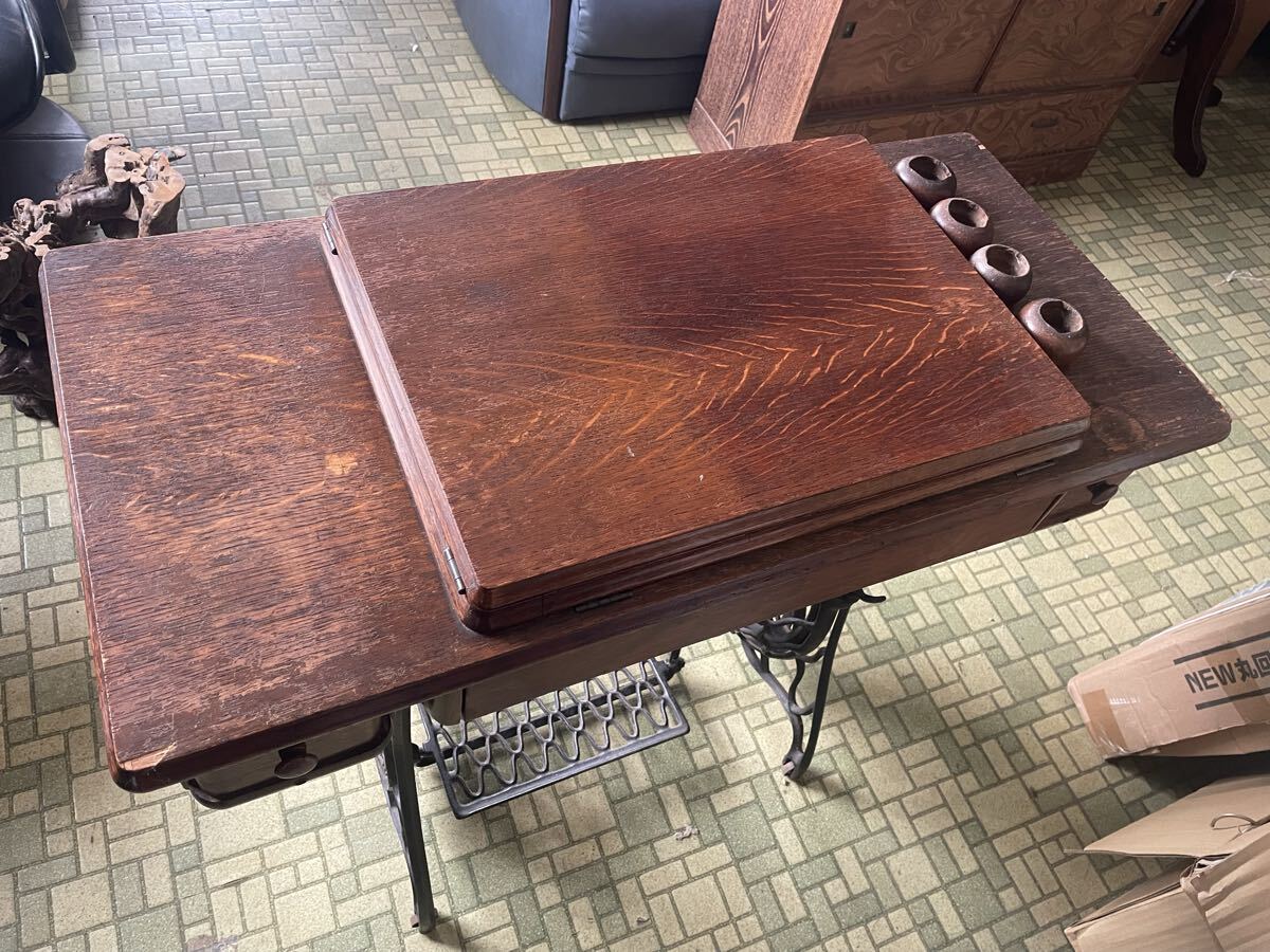 【引取限定】SINGER/シンガー アンティーク ミシン台 網目鉄脚 ヴィンテージ 足踏みミシン レトロ 希少 _画像2