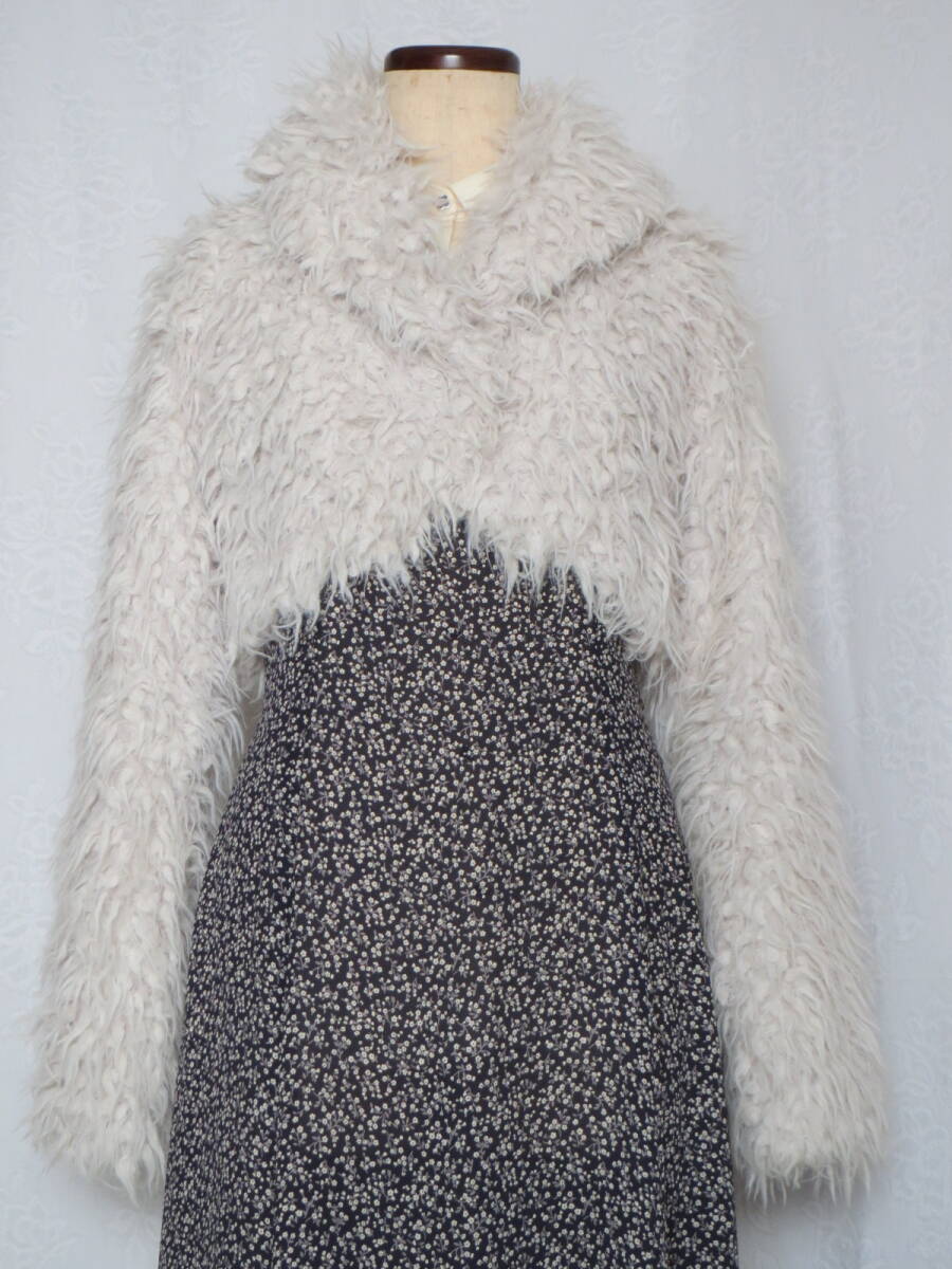 ビーガム◇ふわもこあったか◇ショートジャケット◇美品◇年内出品12月15日まで_画像1