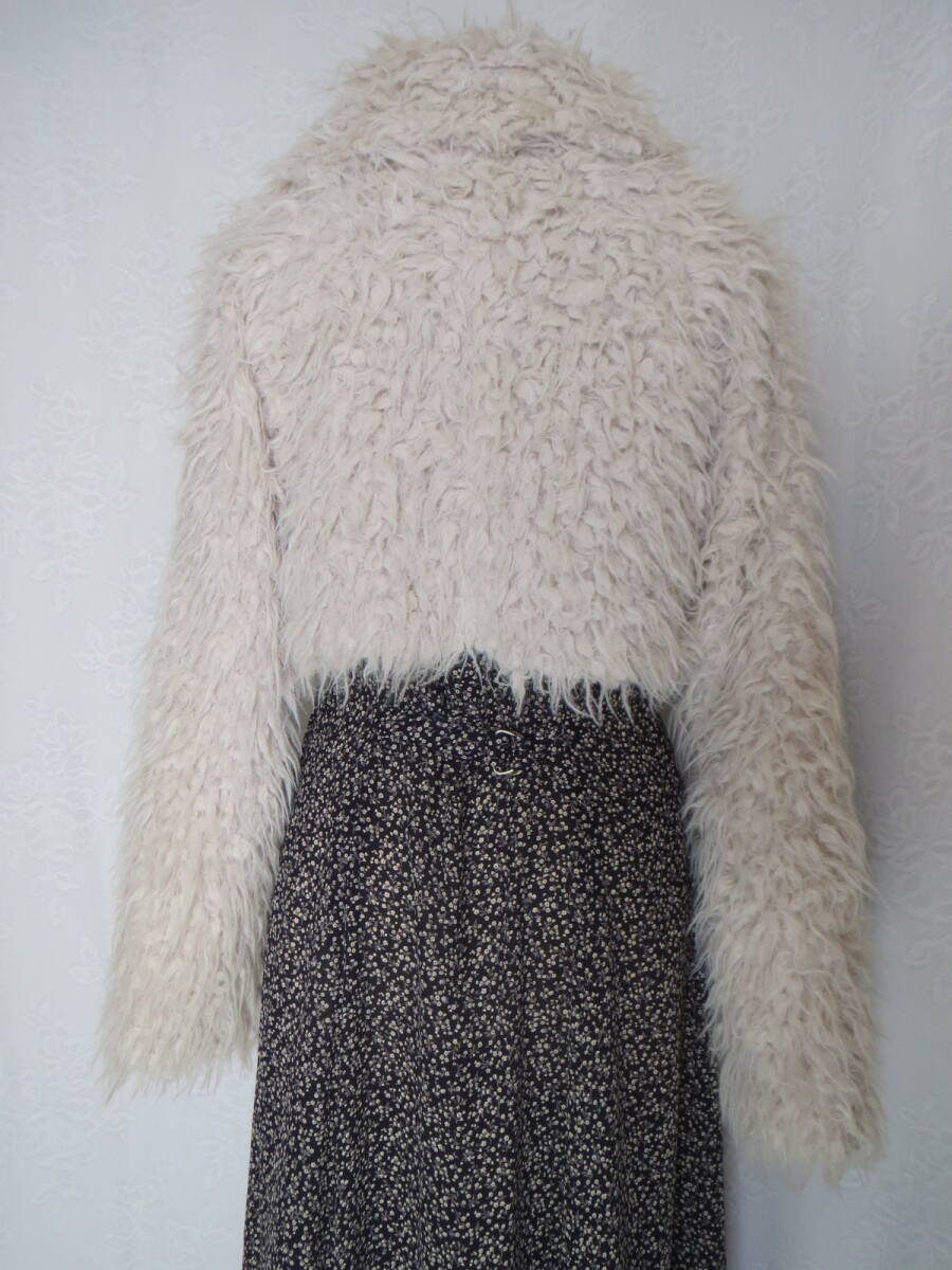 ビーガム◇ふわもこあったか◇ショートジャケット◇美品◇年内出品12月15日まで_画像2