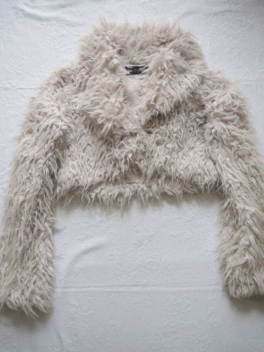 ビーガム◇ふわもこあったか◇ショートジャケット◇美品◇年内出品12月15日まで_画像4