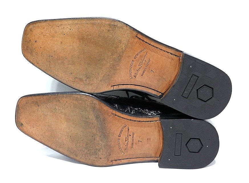 美品 Salvatore Ferragamo フェラガモ クロコダイル レザー レースアップ シューズ ブラック メンズ 7 26-26.5cm 革靴 ドレスシューズ_画像6