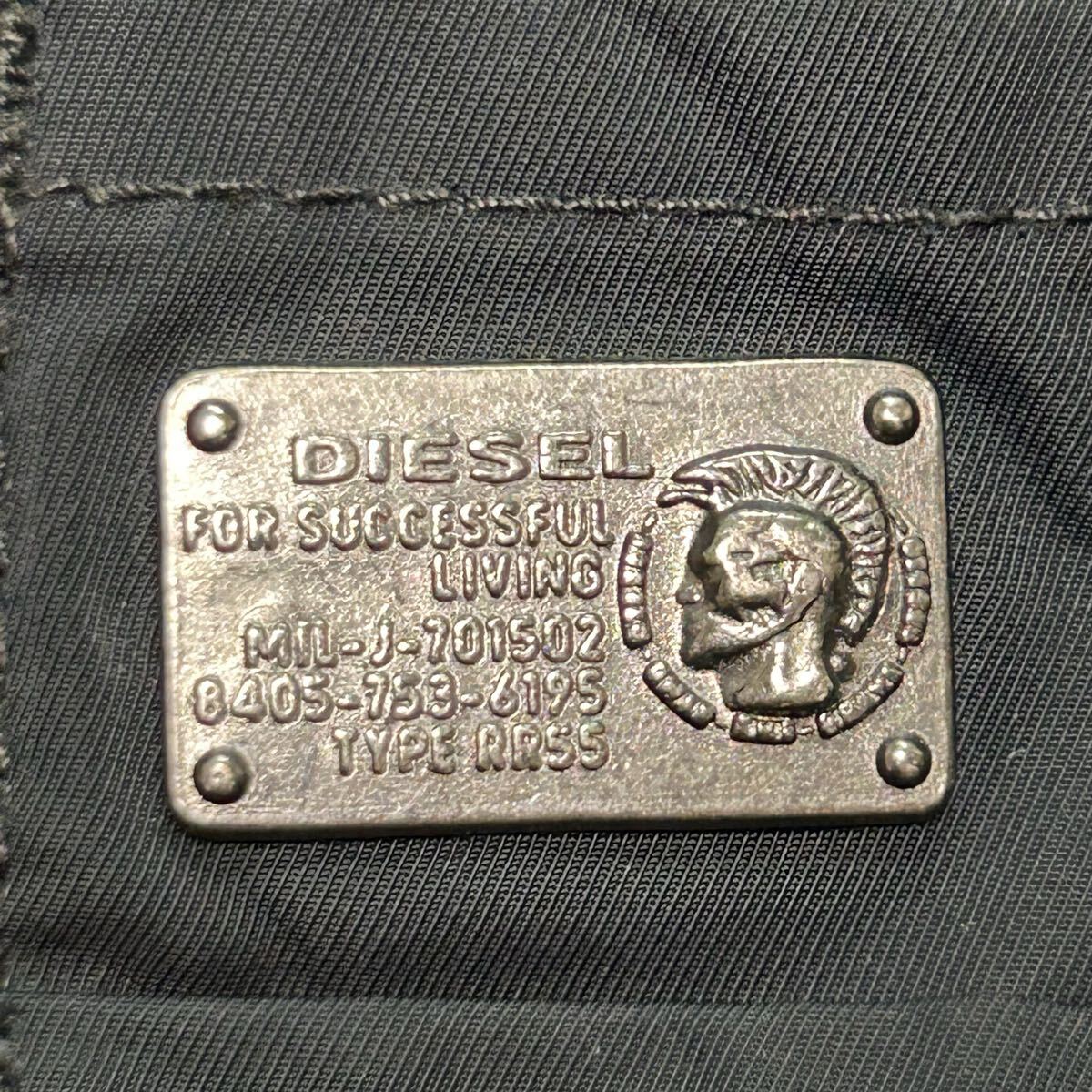 極美品!/XL相当●ディーゼル DIESEL ブルゾン ジップアップジャケット キルティング 中綿 MA-1 タイダイ染め 型ロゴプレート アウター _画像9