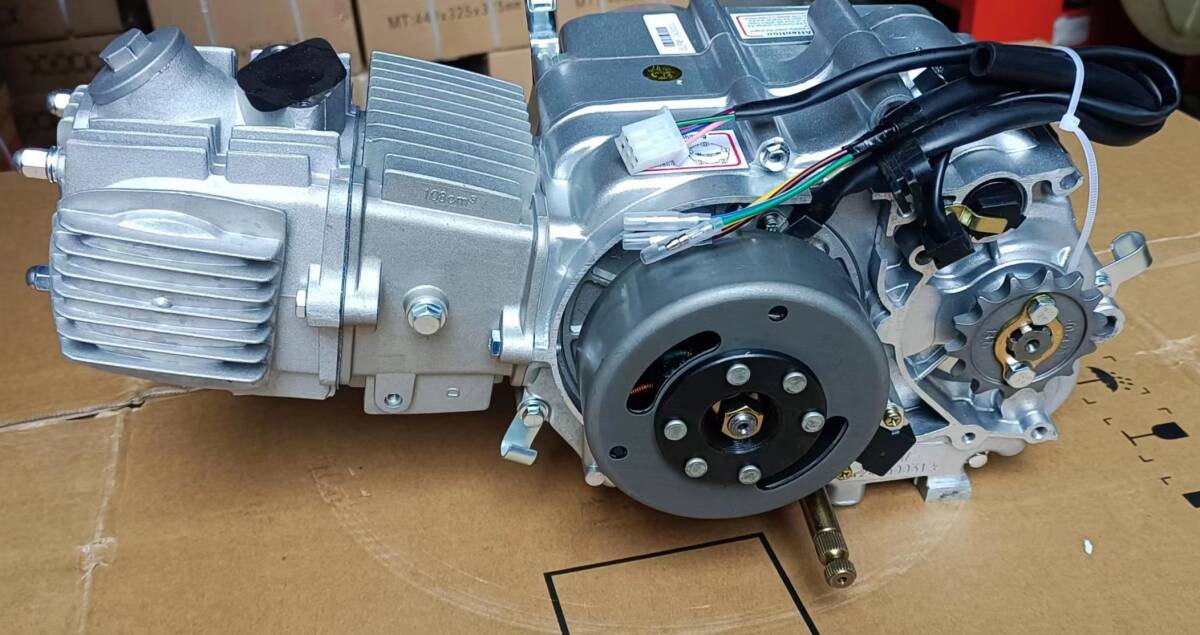 エンジン 110cc マニュアルクラッチ アルミシリンダー バイク 新品 モンキー・ゴリラ・ダックス・カブ・ATV・DAX_画像4