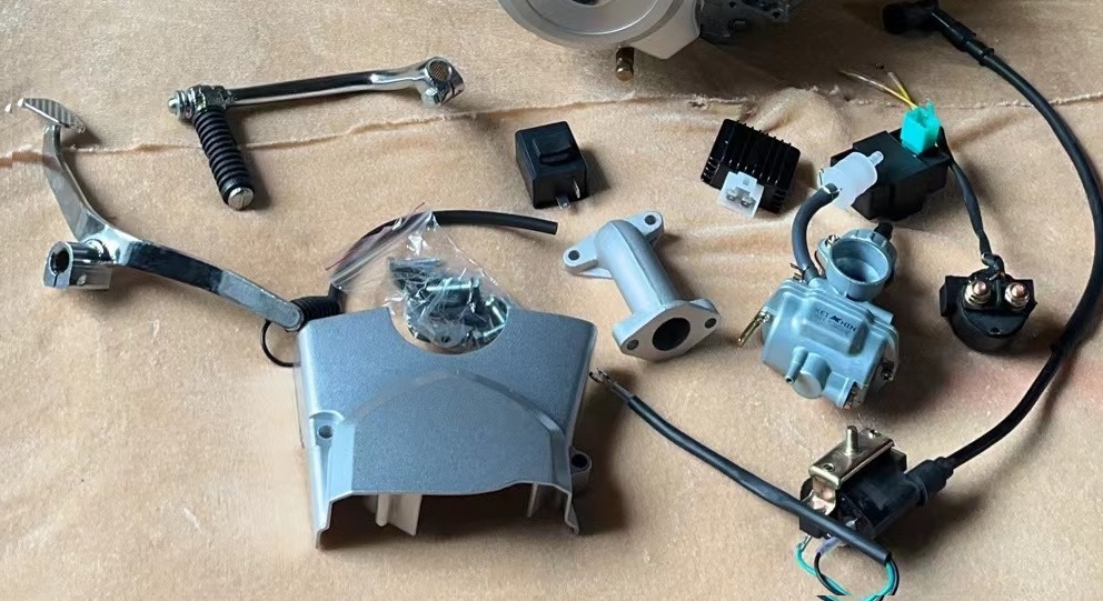  двигатель 125. внизу . стартерный двигатель центробежный сцепление aluminium цилиндр новый товар мотоцикл Monkey * Gorilla * Dux *DAX* Cub *ATV