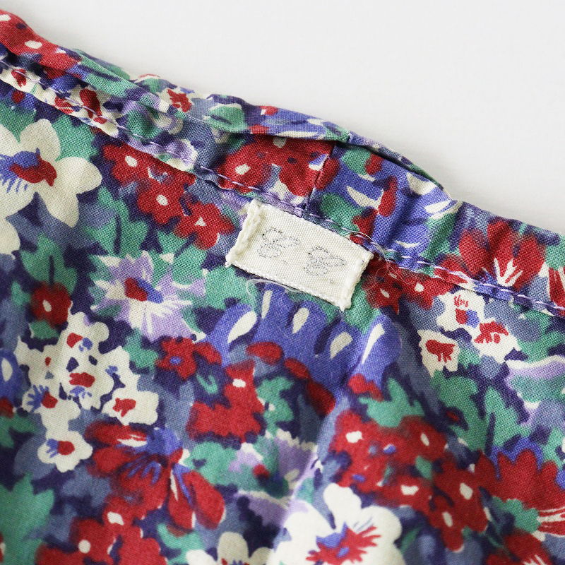 ハグオーワー Hug O War リバティプリント ブラウス ｜ブルー フラワー ボタニカル LIBERTY 半袖【2400014636345】_画像9