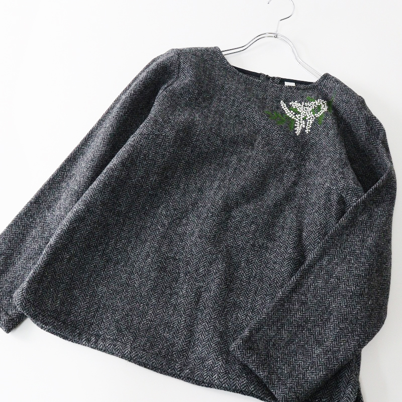 美品 アトリエナルセ atelier naruse mimosa ミモザ刺繍ウールスモックブラウス F グレー┃ヘリンボーン織 トップス【2400014627909】_画像3