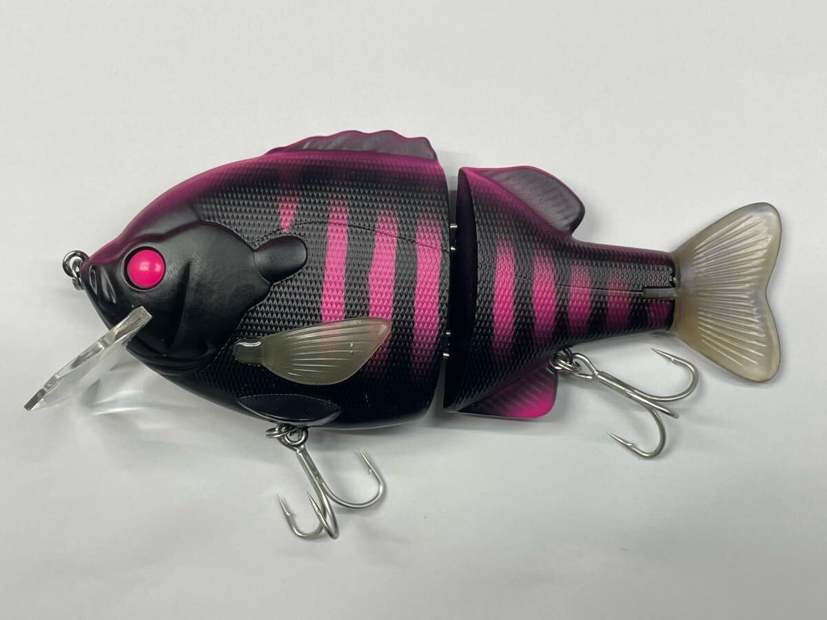 【極美品】未使用 デプス ブルドーズjr メンバー限定品 ビッグベイト ブルーギルパターン deps クランク_画像2