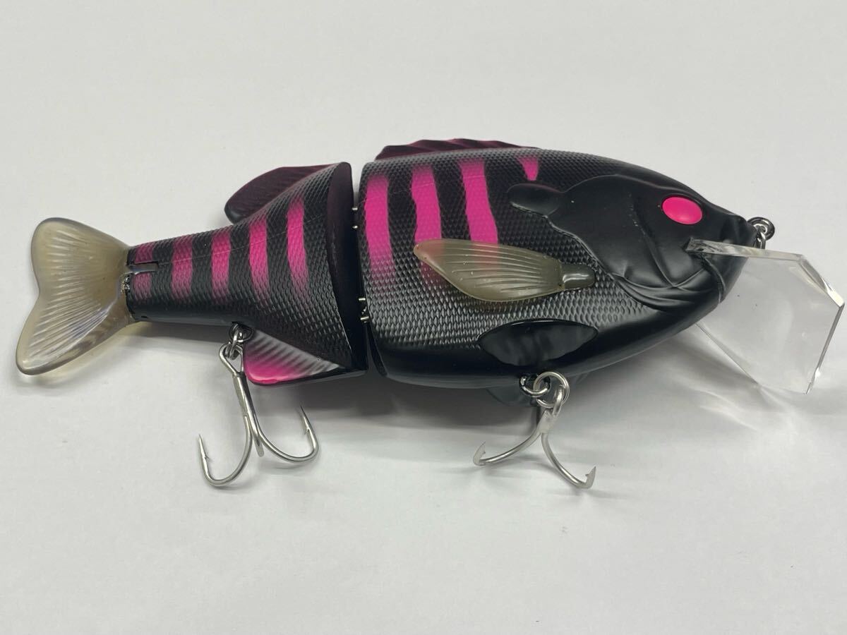 【極美品】未使用 デプス ブルドーズjr メンバー限定品 ビッグベイト ブルーギルパターン deps クランク_画像7