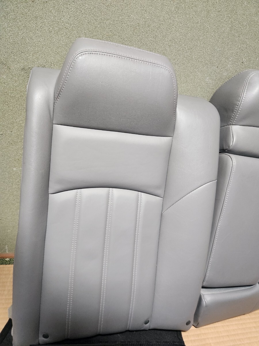 300C ツーリング　純正リアシート　本革　　マグナム　送料無料_画像5