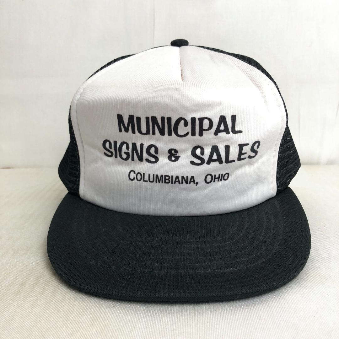 【US古着】キャップ メッシュキャップ トラッカーキャップ MUNICIPAL ブラック 黒 ホワイト 白 ビンテージキャップ_画像1