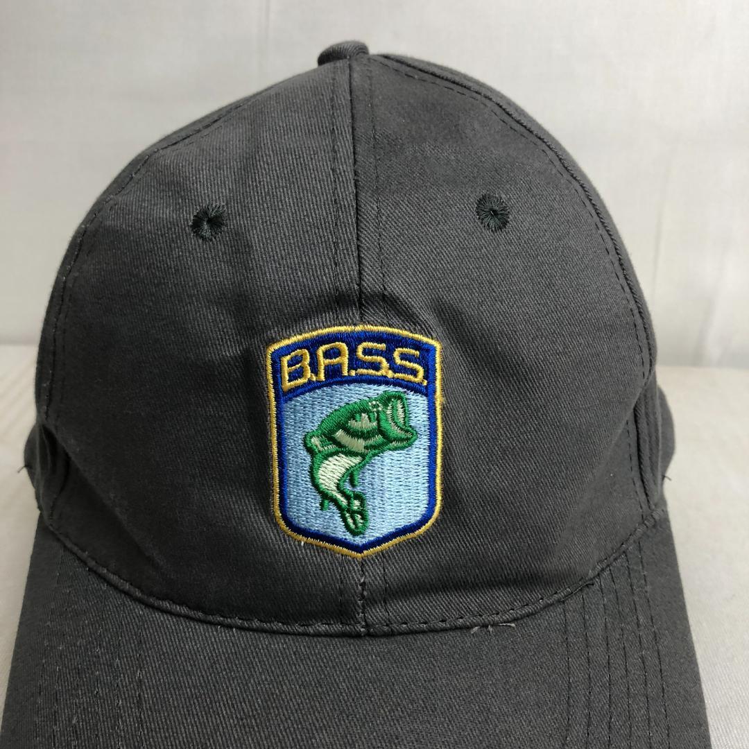【US古着】キャップ　6パネルキャップ　刺ロゴ　フィッシング　魚　BASS 灰 アウトドア　釣り　バス_画像2