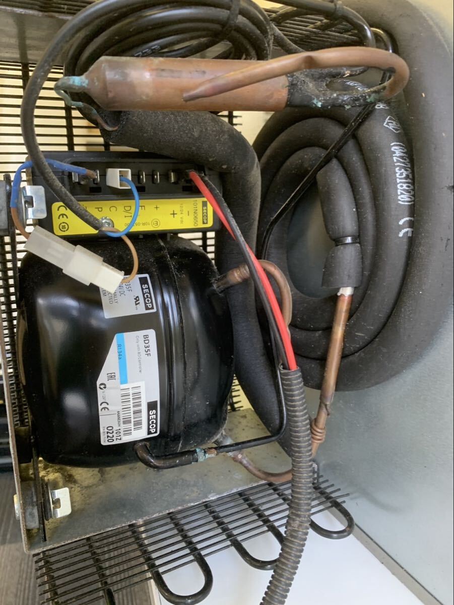 DOMETIC встроенный сверху открытие компрессор тип рефрижератор 40L прохладный matic CB-40 температура регулировка 10~ минус 12 раз DC12V / DC24V кемпинг