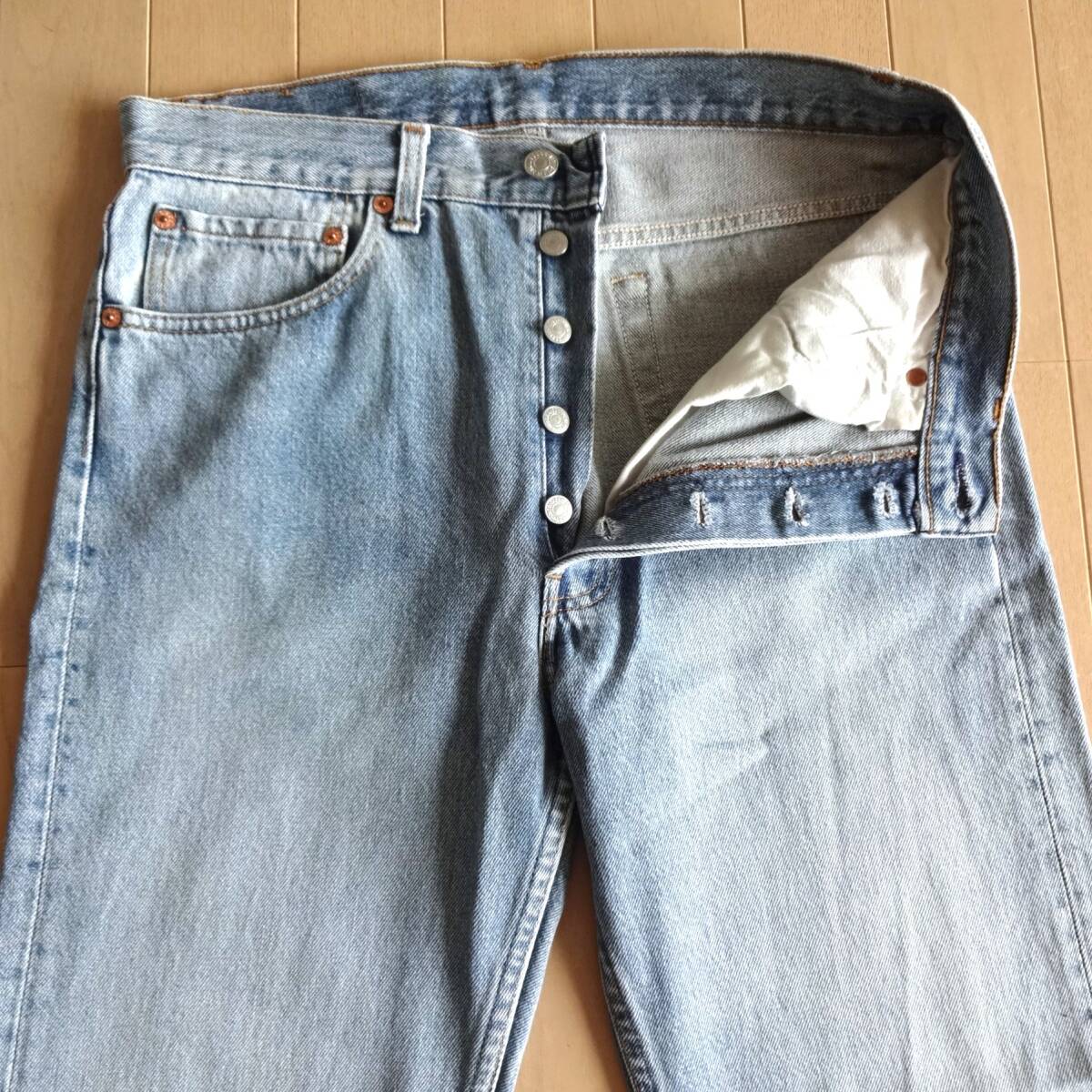 ゴールデンサイズ W33 MADE IN USA リーバイス501 デニムパンツ 紺■アメリカ製 Levi's ボタンフライ 赤文字■アメカジ 古着 ビンテージ _画像1