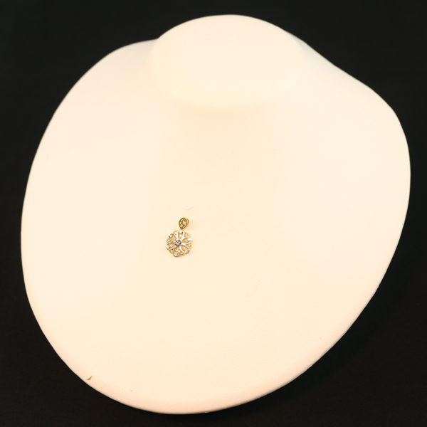 アレキサンドライト 0.08ct ダイヤ ダイヤモンド 0.14ct フラワー ペンダントトップ K18YG/Pt900 ソGENJ_画像7