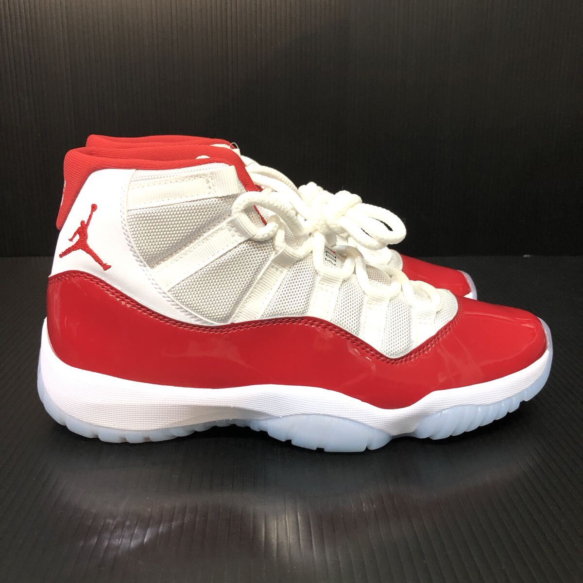 未使用 Nike Air Jordan 11 Varsity Red CT8012-116 US8.5 26.5cm ナイキ エアジョーダン11 バーシティレッド_画像3