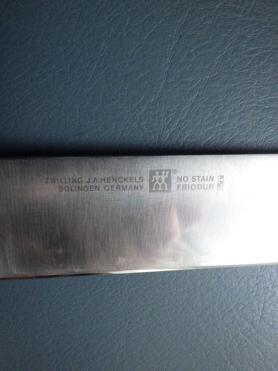 ツヴィリング三徳ナイフ包丁刃渡180ｍｍ★ゾーリンゲン鋼㊨片刃研ぎ済み★_画像2