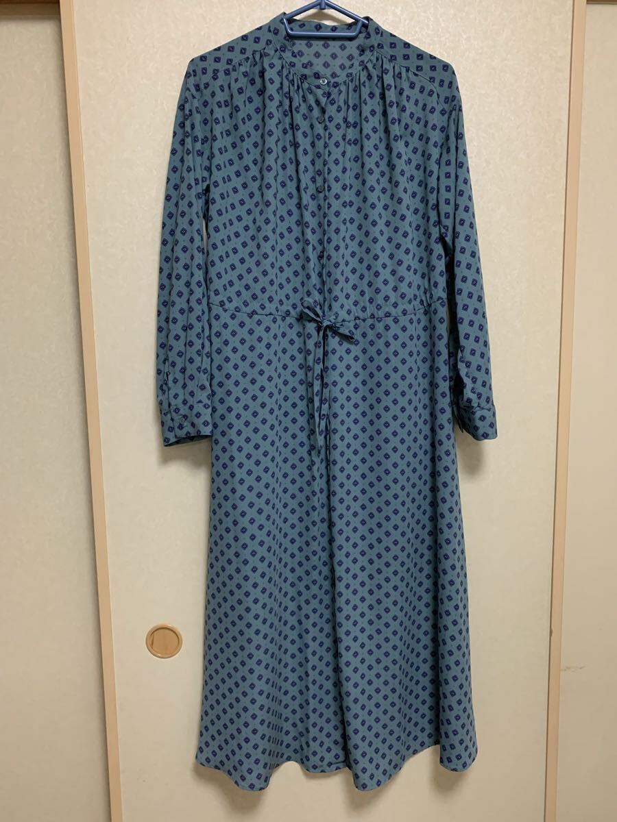 【送料込】ジーユー GU ジオメトリックプリントワンピース 長袖 ブルーグレー モスグリーン サイズ L ロングワンピース_画像1