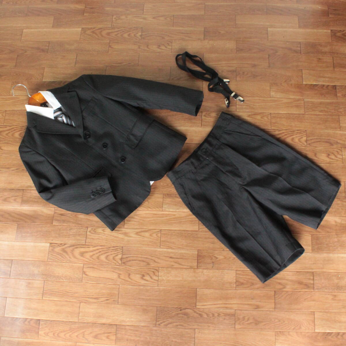 送料無料★petit-f★とっても素敵な定番スーツセット★size 120_画像1